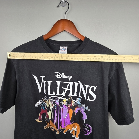 DELTA Disney Villains Grapic Tee Shirt Short Sleeve Black Women Size M Themepark - Picture 8 of 13